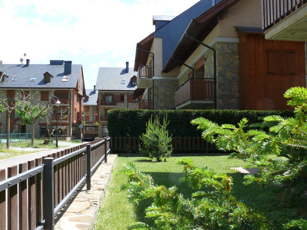 Apartmentsuitespain Baqueira Jardin Эстерри-д'Анеу Номер фото
