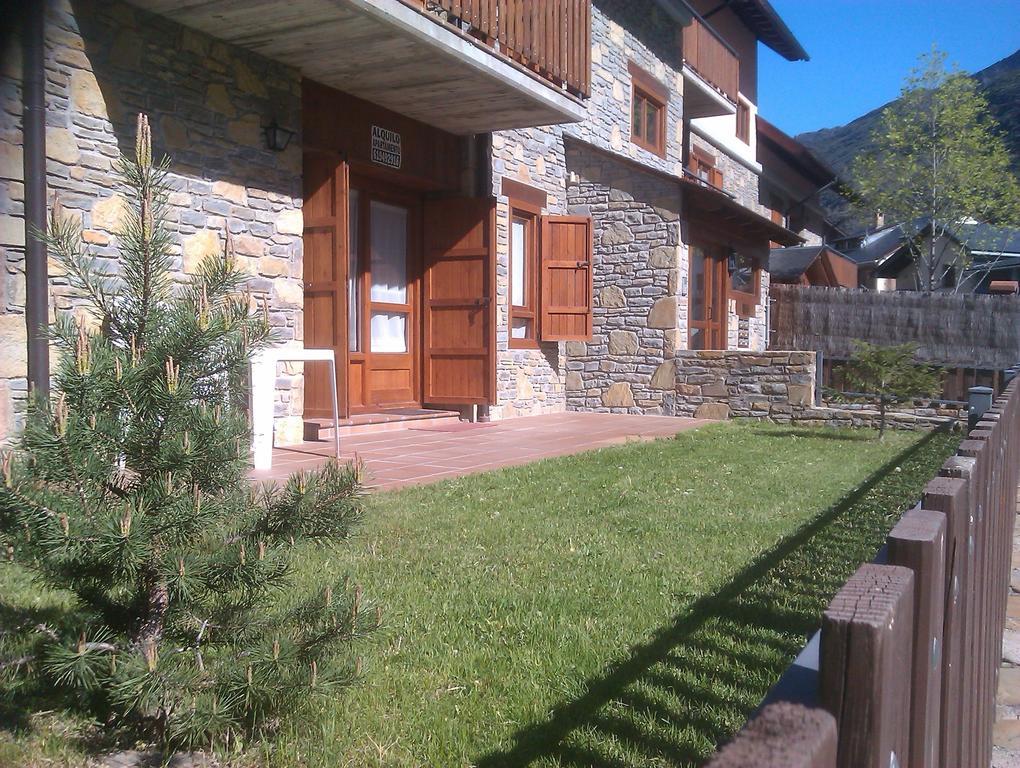 Apartmentsuitespain Baqueira Jardin Эстерри-д'Анеу Экстерьер фото